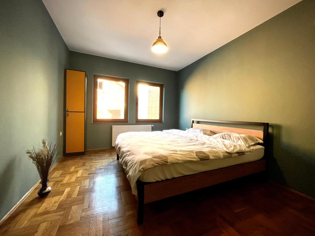 Hostel Prishtina Backpackers Πρίστινα Εξωτερικό φωτογραφία