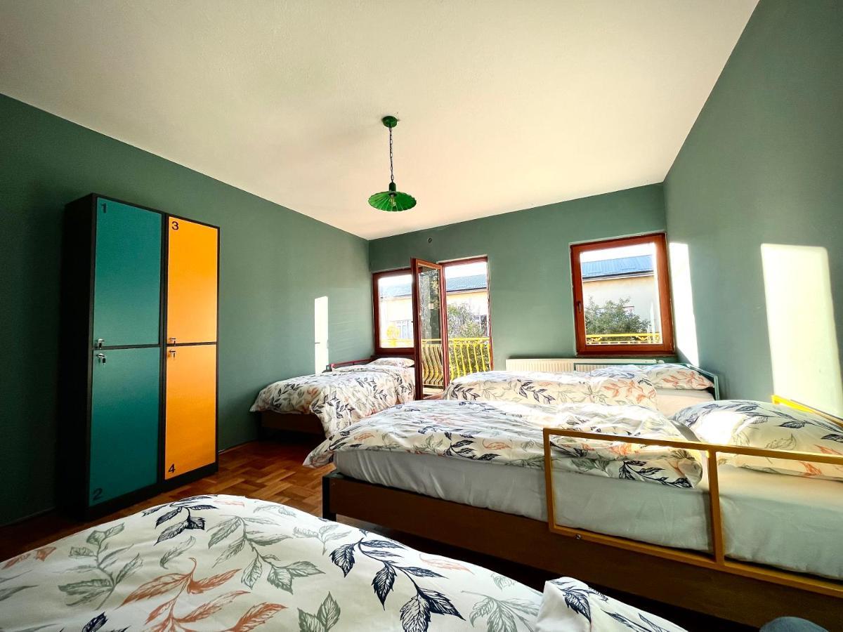 Hostel Prishtina Backpackers Πρίστινα Εξωτερικό φωτογραφία