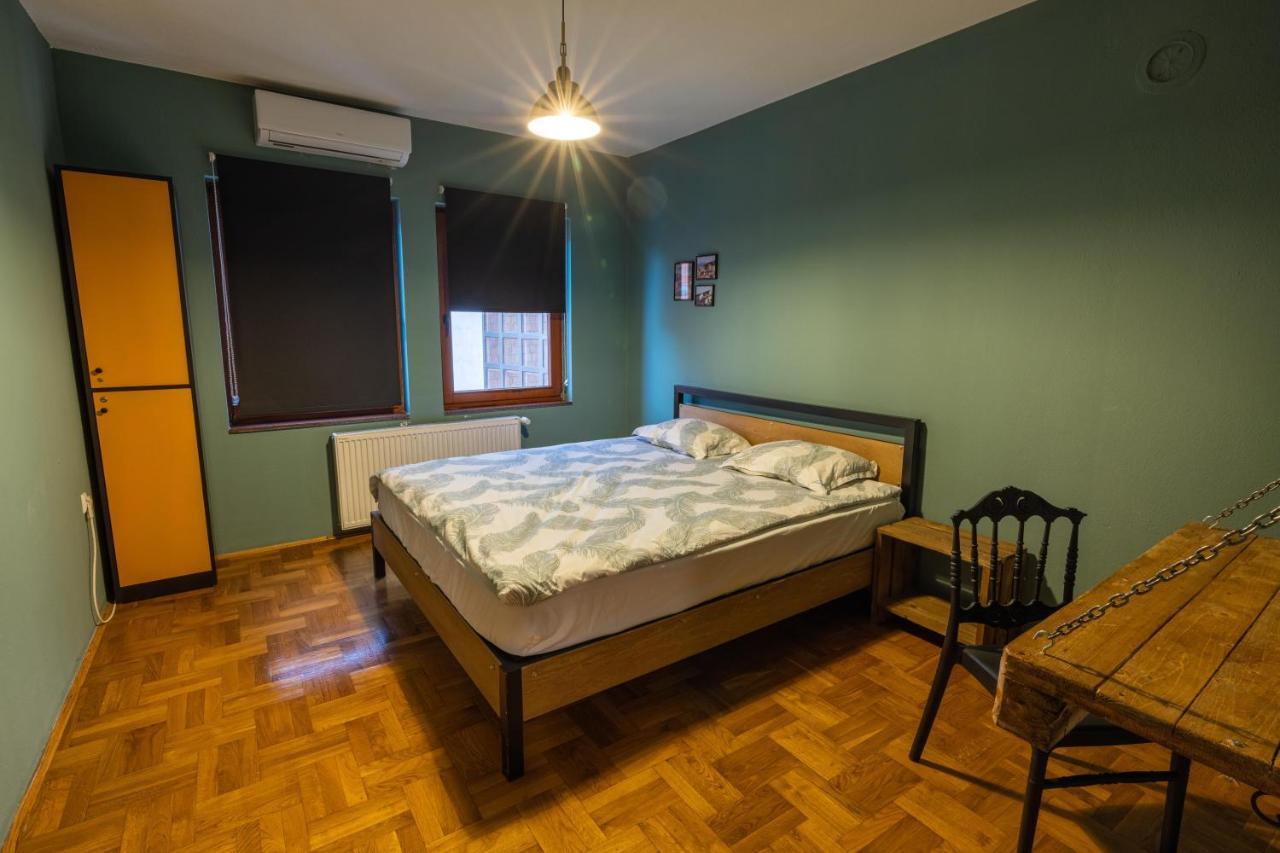 Hostel Prishtina Backpackers Πρίστινα Εξωτερικό φωτογραφία